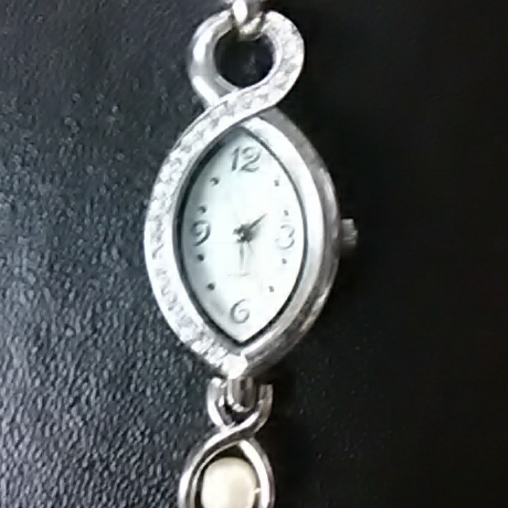 Watch - Picture 3 of 3